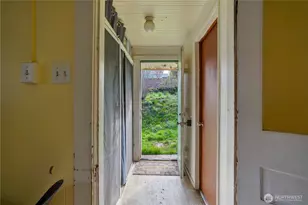 8640 Delridge Wy SW, Seattle, WA 98106 - Photo 23