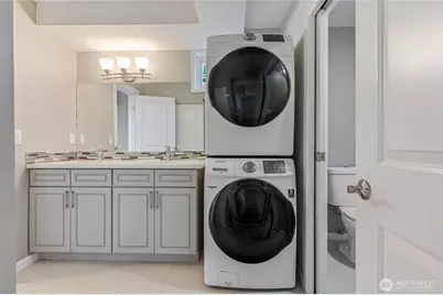 3315 Claremont Avenue S, Seattle, WA 98144 - Photo 9