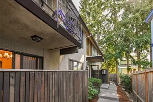 719 N 85th St, Seattle, WA 98103 - Photo 7