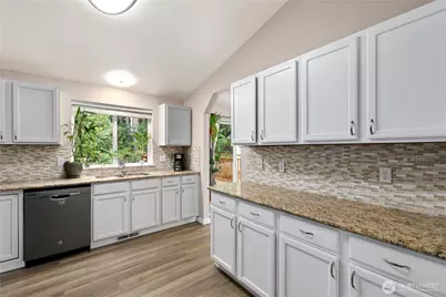 7215 36th Court SE, Lacey, WA 98503 - Photo 11