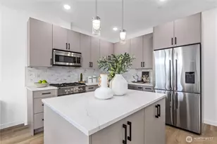 6546 D Latona Ave NE, Seattle, WA 98115 - Photo 9