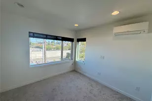 3737 S Dawson St, Seattle, WA 98118 - Photo 9