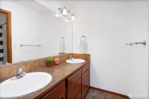 9340 E D St, Tacoma, WA 98445 - Photo 11