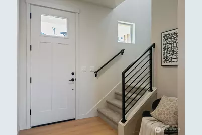 429 Legion Drive, Everett, WA 98201 - Photo 5