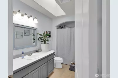 814 105th Street S, Tacoma, WA 98444 - Photo 11