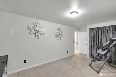 814 105th Street S, Tacoma, WA 98444 - Photo 15