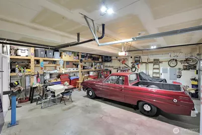 814 105th Street S, Tacoma, WA 98444 - Photo 37