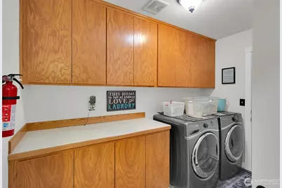 814 105th Street S, Tacoma, WA 98444 - Photo 35