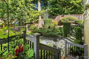 3449 Magnolia Blvd W, Seattle, WA 98199 - Photo 23