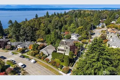 3449 Magnolia Boulevard W, Seattle, WA 98199 - Photo 5