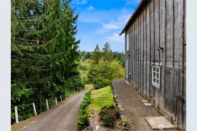 27272 Big Valley Road NE, Poulsbo, WA 98370 - Photo 23