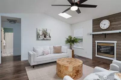 2033 Navy Lane, Oak Harbor, WA 98277 - Photo 9