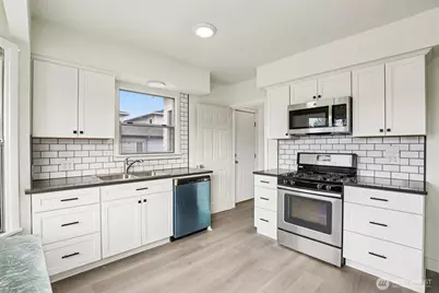 600 E 38th Street, Vancouver, WA 98663 - Photo 11