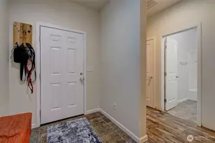 336 York St, Woodland, WA 98674 - Photo 5