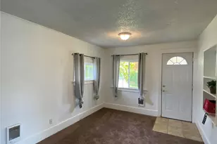 2716 Sylvan Dr W, University Place, WA 98466 - Photo 5