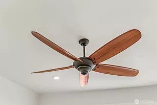 932 S Nevada Dr, Longview, WA 98632 - Photo 9