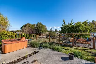 1607 B Ave, Anacortes, WA 98221 - Photo 35