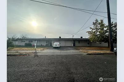 8958 Tinkerloop #A & B, Moses Lake, WA 98837 - Photo 3