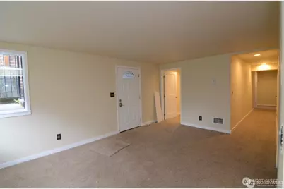 1409 NW 65th Street #3, Seattle, WA 98117 - Photo 3