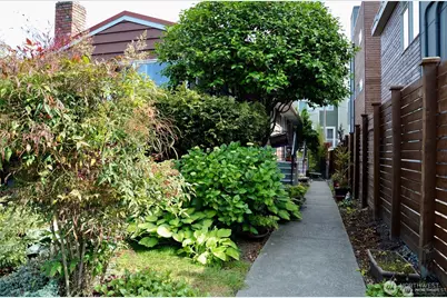 1409 NW 65th Street #3, Seattle, WA 98117 - Photo 1