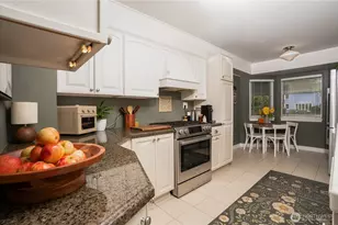 3403 N 22nd St, Tacoma, WA 98406 - Photo 11