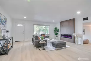 302 S 76th St, Tacoma, WA 98408 - Photo 5