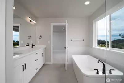 2447 SW Ridgeway Drive, Oak Harbor, WA 98277 - Photo 7