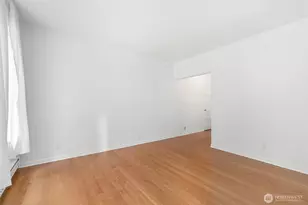 7 Harrison St, Seattle, WA 98109 - Photo 21