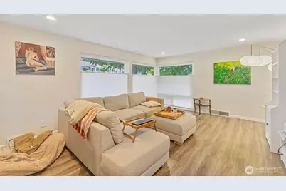 11005 Crestwood Drive S, Seattle, WA 98178 - Photo 7