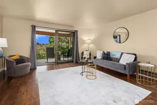 5220 21st Ave NE, Seattle, WA 98105 - Photo 7