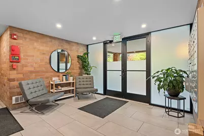 905 Cherry Street #601, Seattle, WA 98104 - Photo 13