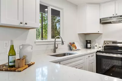 2210 E Timberlake West Drive, Shelton, WA 98584 - Photo 11