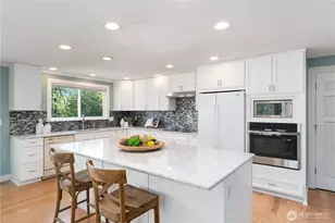 1055 Monroe St, Port Townsend, WA 98368 - Photo 9