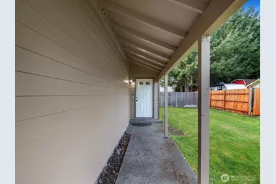 8030 47th Avenue NE, Marysville, WA 98270 - Photo 3