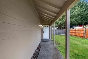 8030 47th Ave NE, Marysville, WA 98270 - Photo 3