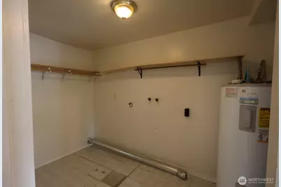 2604 S 122nd Street, Seattle, WA 98168 - Photo 11