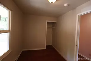 2604 S 122nd St, Seattle, WA 98168 - Photo 9