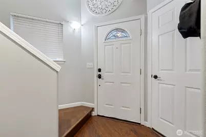 308 N 23rd Street, Mount Vernon, WA 98273 - Photo 3