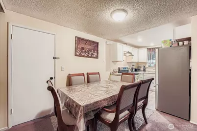 5806 E Swan Creek Drive, Tacoma, WA 98404 - Photo 9