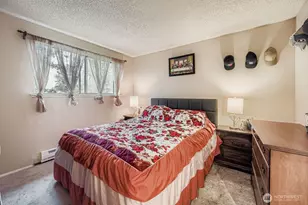 5806 E Swan Creek Dr, Tacoma, WA 98404 - Photo 13