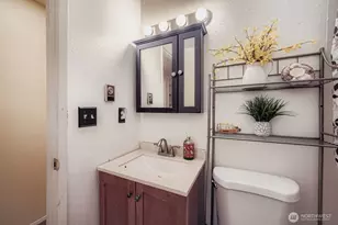 5806 E Swan Creek Dr, Tacoma, WA 98404 - Photo 23