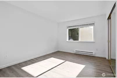 12719 NE 116th Street #E302, Kirkland, WA 98034 - Photo 11