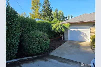 1227 Puget Street, Bellingham, WA 98225 - Photo 9