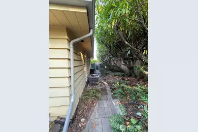 15541 Palatine Avenue N, Shoreline, WA 98133 - Photo 33