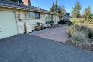 15541 Palatine Ave N, Shoreline, WA 98133 - Photo 3