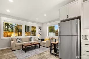 13005 NE 73rd St, Kirkland, WA 98033 - Photo 11