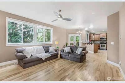 17401 140th Avenue E, Puyallup, WA 98374 - Photo 13