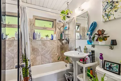 2350 Beacon Avenue S, Seattle, WA 98144 - Photo 21