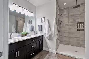 19443 Oakleaf Ln, Sedro Woolley, WA 98284 - Photo 17