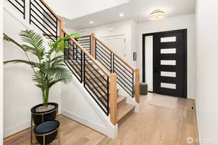 13113 NE 104th St, Kirkland, WA 98033 - Photo 3